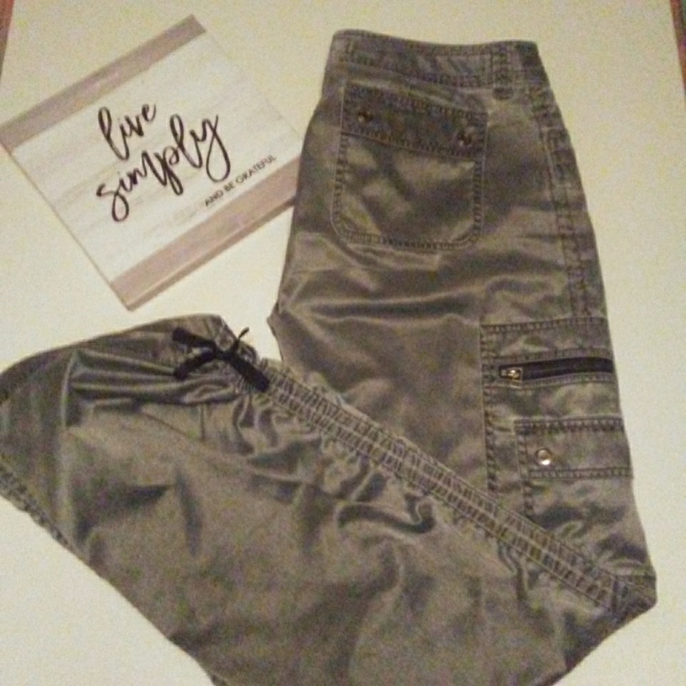 Vintage Express cargo pants size 8  shiny joggers